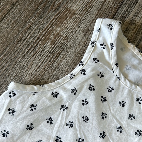 FOREVER ROSE 🥀 BEAUTIFUL FRESH AND SOFT SET, SIZE SMALL - Picture 3 of 12